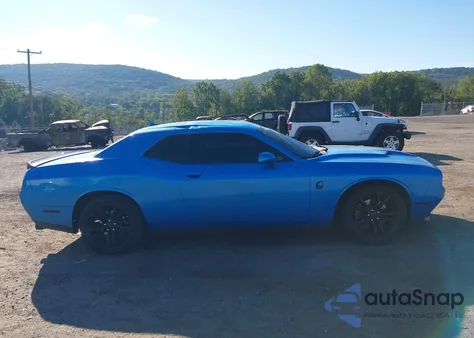 2016 Dodge Challenger Sxt Plus z USA, uszkodzony, nr VIN 2C3CDZAG8GH236729